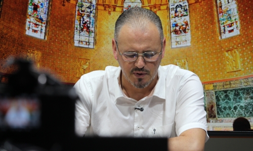 Programa promove momentos de oração e reflexão nesta terça-feira, 15 de abril