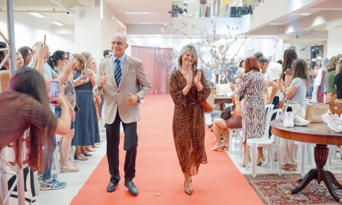 VEJA AS FOTOS | Desfile de moda reúne público e apresenta tendências da coleção Outono/Inverno da loja Calce Bem