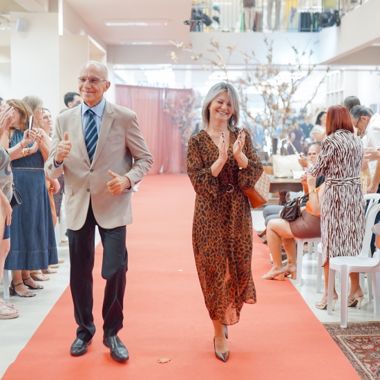 VEJA AS FOTOS | Desfile de moda reúne público e apresenta tendências da coleção Outono/Inverno da loja Calce Bem