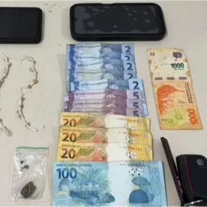 Abordagem policial termina com apreensão de menores por envolvimento com tráfico