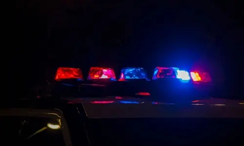 Encontro por aplicativo termina em prisão por agressão e cárcere privado 