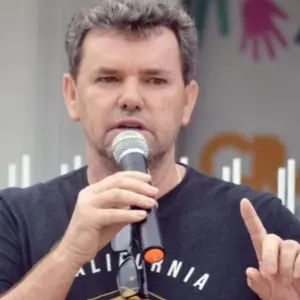 Vice-prefeito de Governador Celso Ramos sofre infarto durante premiação nacional em Foz do Iguaçu 