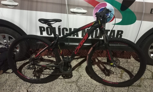 Testemunha ajuda agentes de segurança a localizar suspeitos de furtar bicicleta
