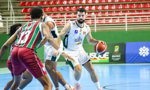 Brusque encara o Fluminense nas semifinais e busca acesso ao NBB