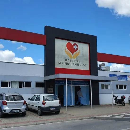 Morte de bebê levanta suspeitas de maus-tratos; mãe e cuidadora são levadas à delegacia