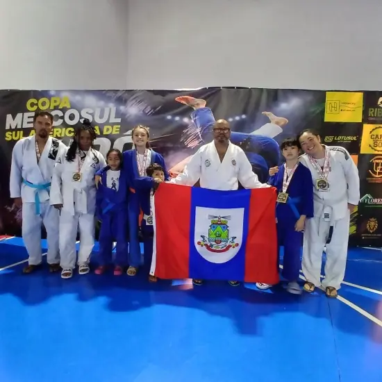 Dojo Menezes leva Porto Belo ao pódio sul-americano