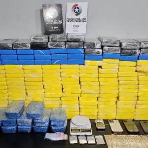 Operação Hydra cumpre 68 mandados judiciais contra tráfico interestadual em SC e no Paraná