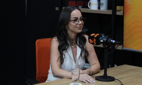 Podcast Vip conversa com Dra. Samara sobre sua história na odontologia