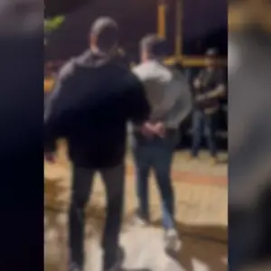Foragido suspeito de fraudar sistema de mandados de prisão é detido em Bombinhas