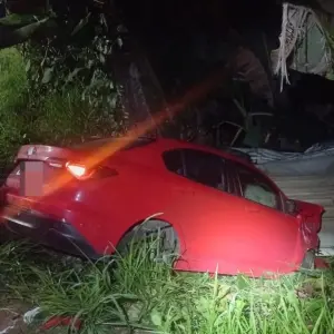 Colisão na SC-410 deixa dois motoristas feridos em Nova Trento