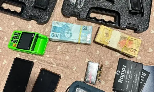 Operação da Polícia Federal mira organização ligada ao tráfico internacional e cumpre mandados em Tijucas