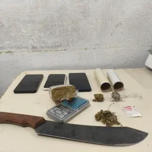 Abordagem policial no Tabuleiro resulta em prisão e apreensão de 132 gramas de maconha
