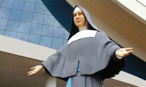 CONFIRA ▶️ | Fé e devoção marcam os 24 anos da canonização de Madre Paulina