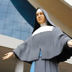 CONFIRA ▶️ | Fé e devoção marcam os 24 anos da canonização de Madre Paulina