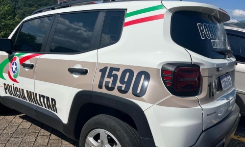 Flagrado pelas câmeras do próprio condomínio, homem é preso por furto de bicicleta