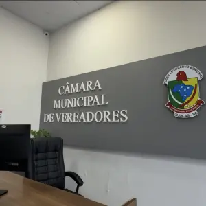 CONFIRA ▶️ | Vereadores aprovam reajuste salarial em sessão marcada por debates