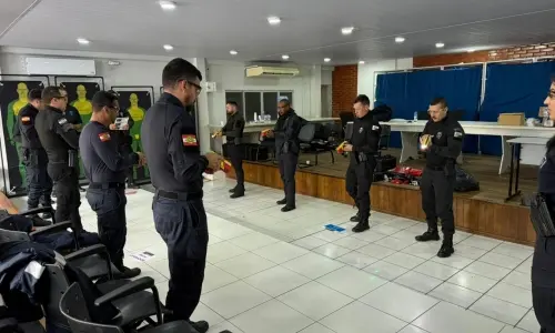 Guardas municipais de Itapema são treinados para operar dispositivo utilizado pelo FBI