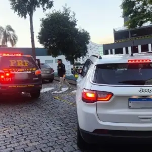 Escolta de emergência salva transplante de rim de idoso na BR-101