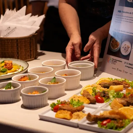 Treze restaurantes de Bombinhas divulgam roteiro gastronômico com menus especiais à base de tainha