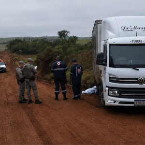 Motorista de Tijucas é encontrado morto sob caminhão no Rio Grande do Sul