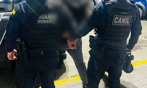 Foragido com condenação por homicídio é detido após denúncia anônima