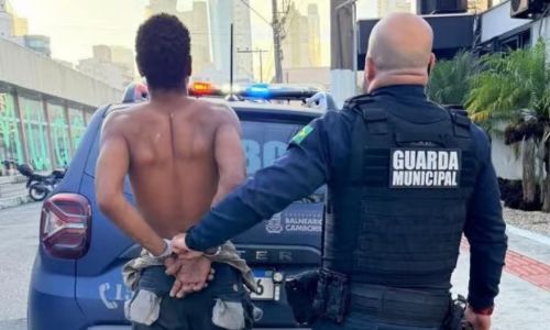 Tentativa falha de fugir pelos telhados não evita prisão de suspeito de furto em obra