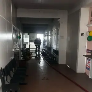 Sala de arquivo pega fogo no Centro de São João Batista; bombeiros controlam incêndio