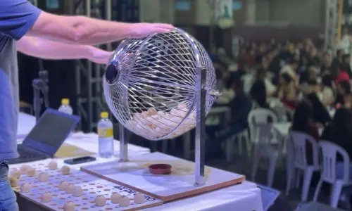VÍDEO ▶️ | Abertura da Festa do Divino é marcada por grandioso bingo e participação da comunidade