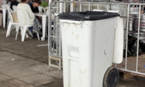 Coleta seletiva garante descarte responsável de resíduos na Festa do Divino