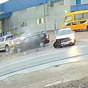Acidente na SC-410 envolve quatro carros e causa danos materiais em Tijucas