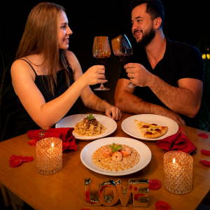 Jantar especial com violino ao vivo e menu exclusivo promete transformar o Dia dos Namorados; saiba onde