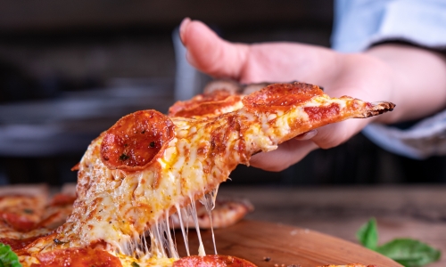 Al Chefe Pizza Delivery inaugura em Canelinha com atendimento em delivery e retirada no balcão