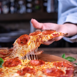 Al Chefe Pizza Delivery inaugura em Canelinha com atendimento em delivery e retirada no balcão