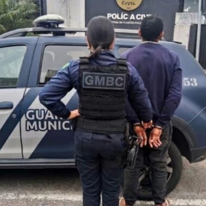 Homem é preso após tentar invadir casa de ex-companheira