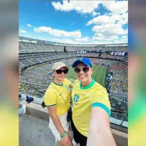 CONFIRA ▶️ | Tijucano realiza sonho e acompanha jogo do Brasil diretamente do estádio