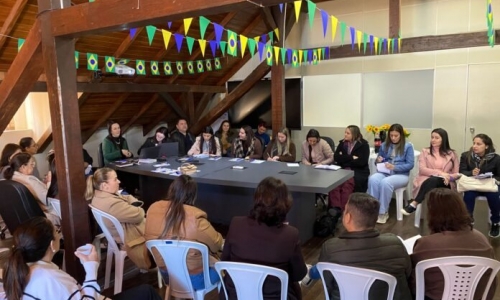 Tecnologia e educação pautam o Desfile Cívico de Canelinha neste ano