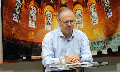 Padre Elizandro Scarsi encerra a semana com bênçãos e mensagem de esperança nesta sexta-feira,19 de junho