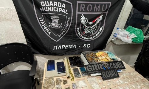 Operação flagra venda de drogas, prende cinco envolvidos e desarticula ponto de tráfico