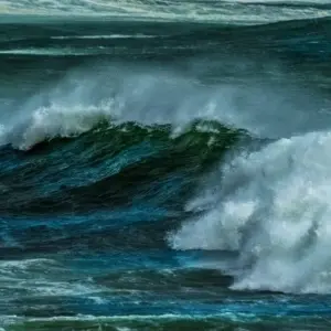 Cidades litorâneas recebem alerta de ventos fortes e ondas podendo atingir 3 metros a partir de segunda