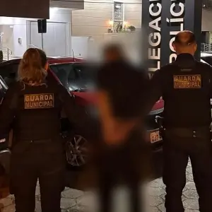 Homem suspeito de agredir companheira de 16 anos é preso em Porto Belo