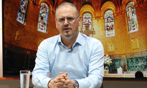 Mensagens de fé e oração com Padre Elizandro para sua terça-feira, 23 de junho