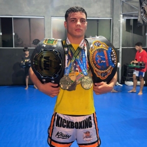 VÍDEO ▶️ | Jovem classificado para Mundial de Kickboxing sonha em representar Tijucas