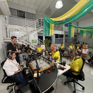 Em bate papo, InovaCar Veículos reúne futebol, música e interação durante jogo do Brasil