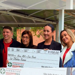 VEJA ▶️ | Casal transforma presentes de casamento em solidariedade e beneficia Lar do Idoso em São João Batista
