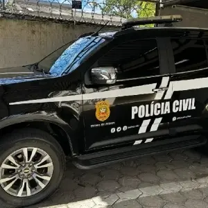 Boletim falso de roubo para embarcar sem documento resulta em investigação