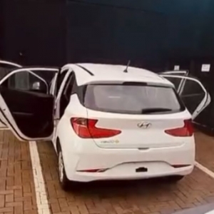 Carro roubado em Itapema é encontrado em Porto Belo após denúncia de funcionários