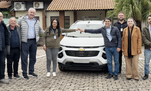 Frota da saúde de Tijucas é ampliada com novo veículo