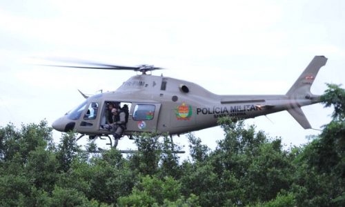 Motociclista fica inconsciente após acidente em Canelinha e é transferido de helicóptero