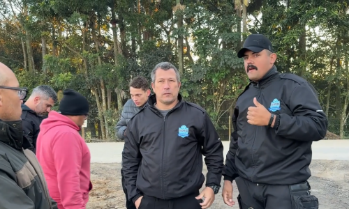 VÍDEO ▶️ | Vigilantes de presídio em Tijucas entram em greve por salários atrasados há quatro meses