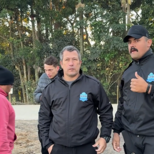 VÍDEO ▶️ | Vigilantes de presídio em Tijucas entram em greve por salários atrasados há quatro meses